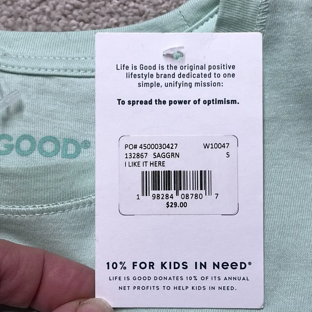 NWT LIFE IS GOOD Beach T-shirt Women’s Small Ocean Lake Sun I Like It Here Green